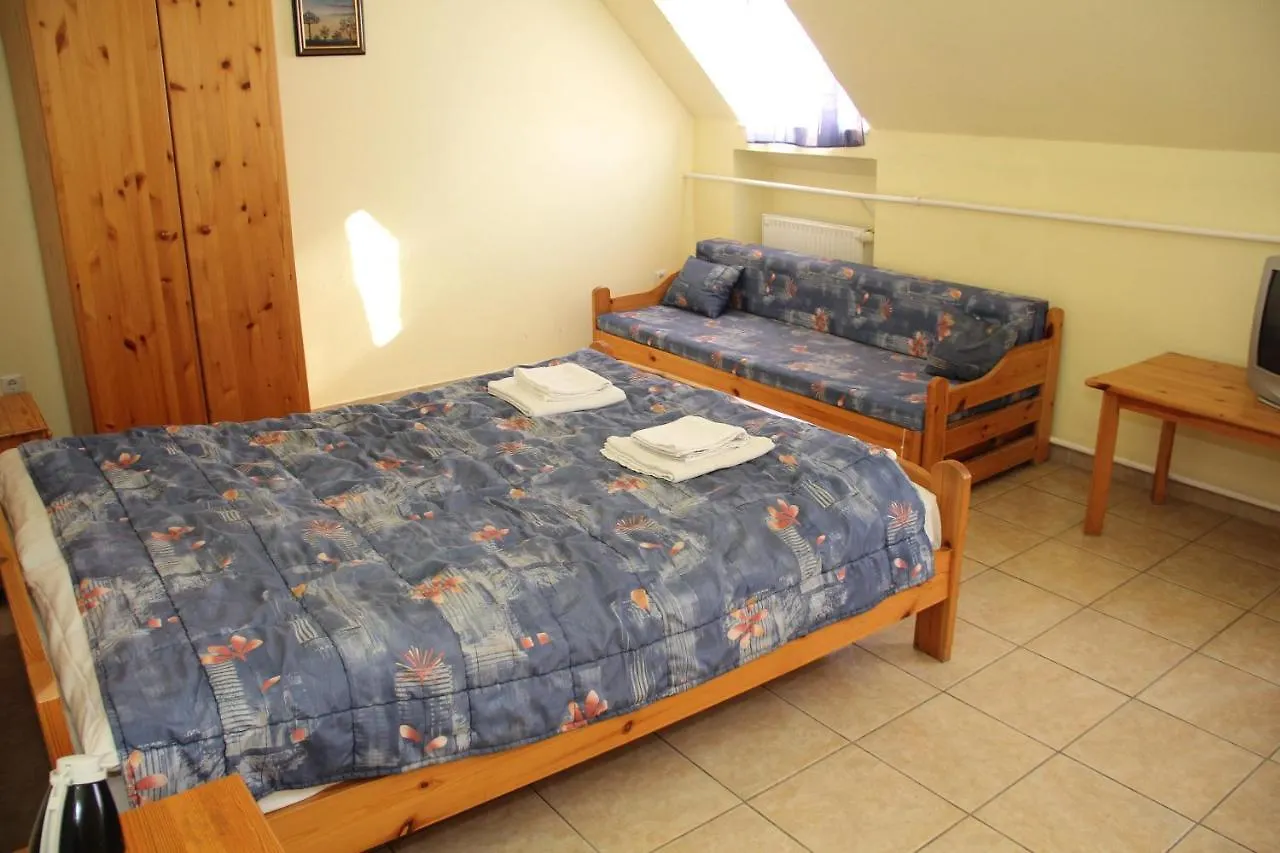 Апартаменты Afrodite Apartmanok Eger